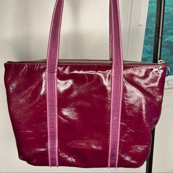 COACH • Daisy • Liquid Gloss Leather In Color Berry • Shoulder Tote Bag • RARE! - Picture 5 of 15